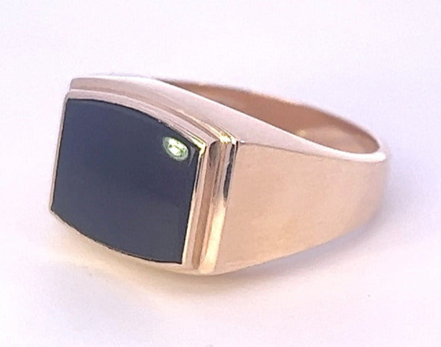  9ct Yellow Gold & Onyx Signet Ring