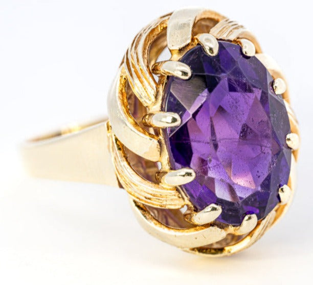 14ct Yellow Gold Amethyst Ring