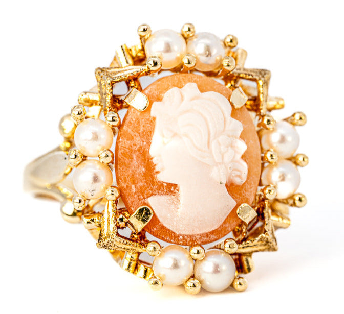 14ct Yellow Gold Shell Cameo & Cultured Pearl Ring