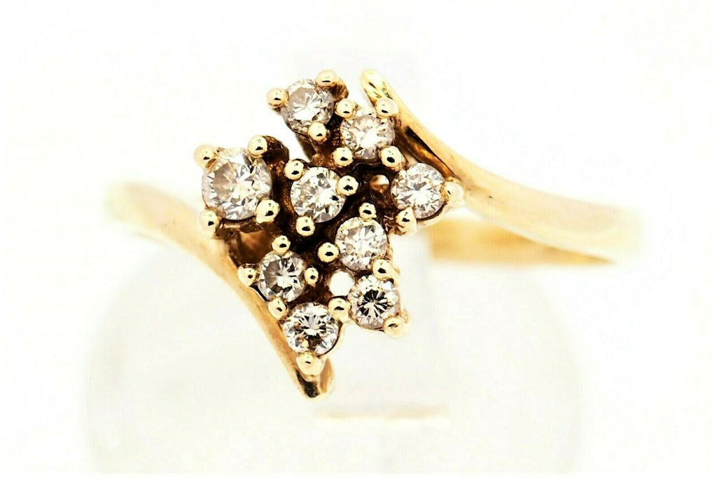 9ct Yellow Gold 9 Diamond Dress Ring  