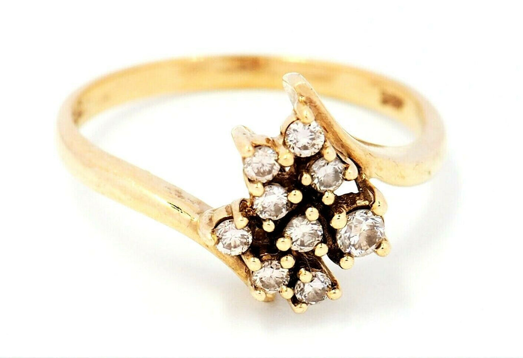 9ct Yellow Gold 9 Diamond Dress Ring  