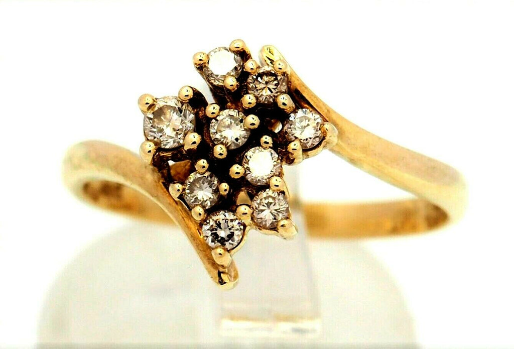 9ct Yellow Gold 9 Diamond Dress Ring  