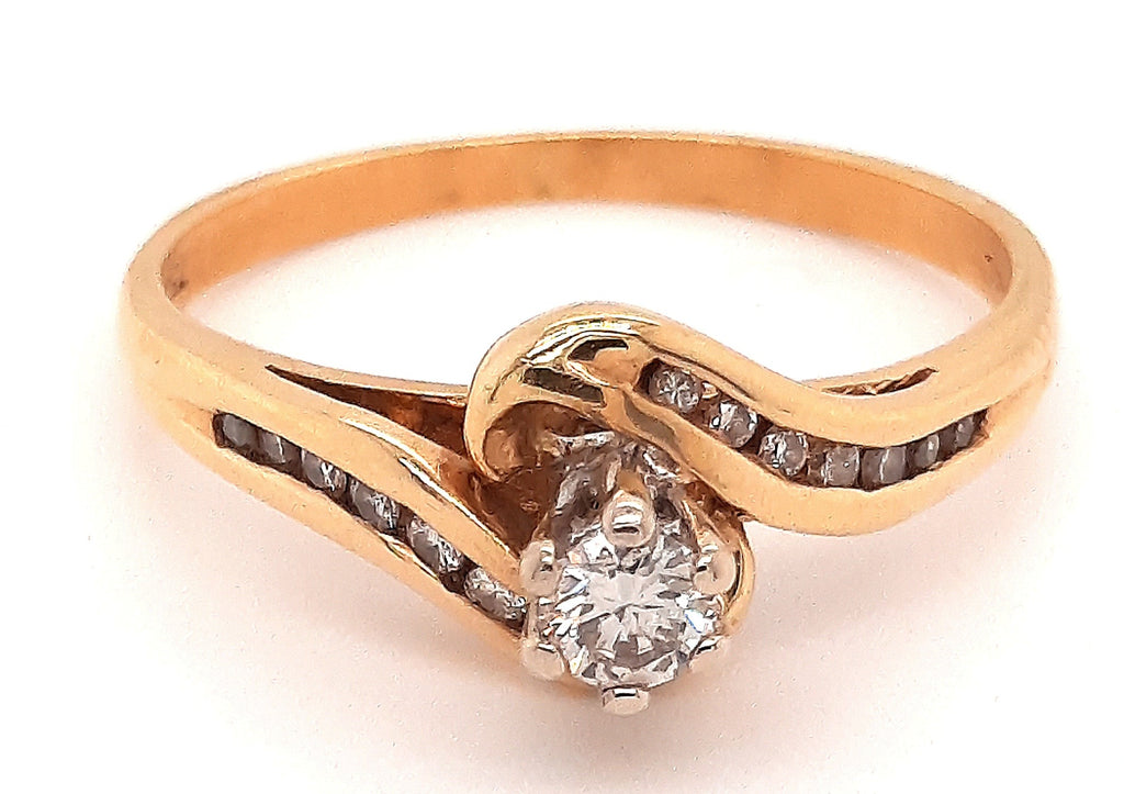 18ct Yellow Gold 15 Stone Diamond Ring