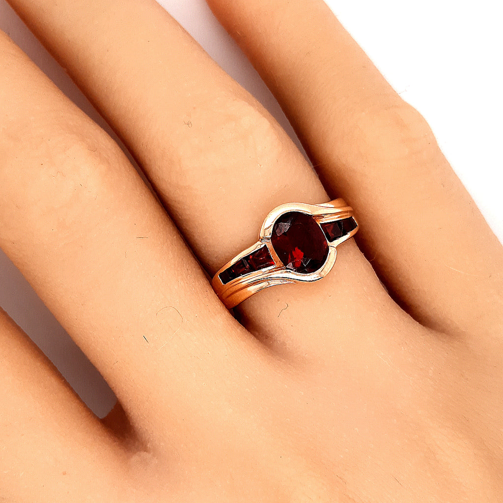 Garnet & Yellow Gold Dress Ring