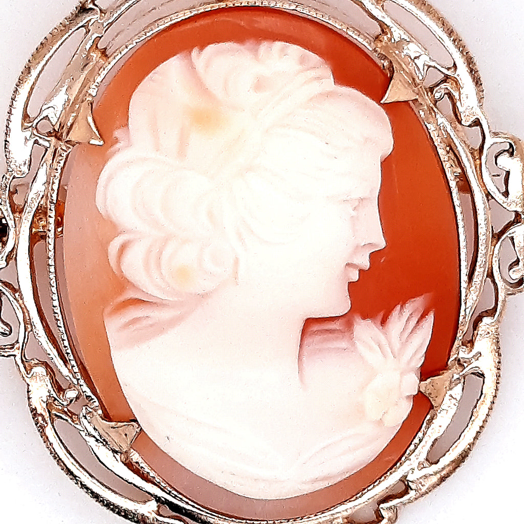 Vintage Yellow Gold Cameo Portrait Brooch