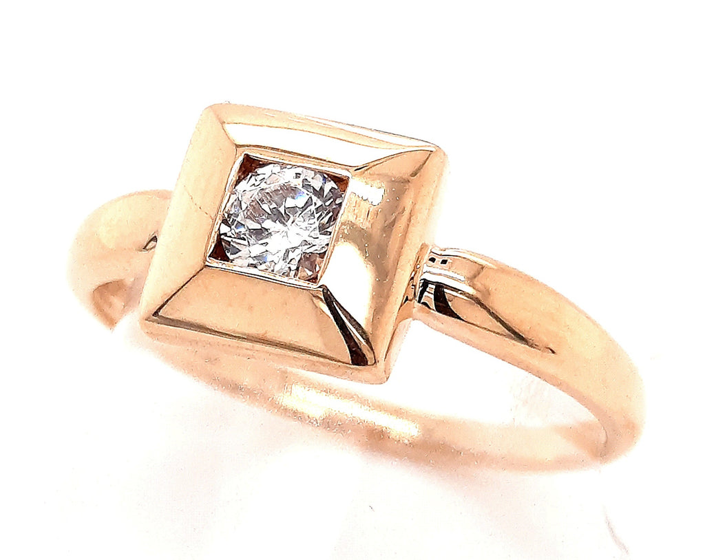 9ct Yellow Gold Cubic Zirconia Ring