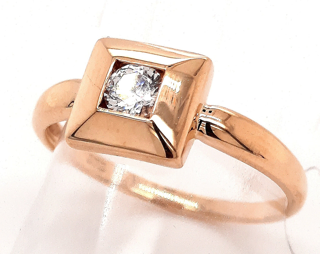 9ct Yellow Gold Cubic Zirconia Ring