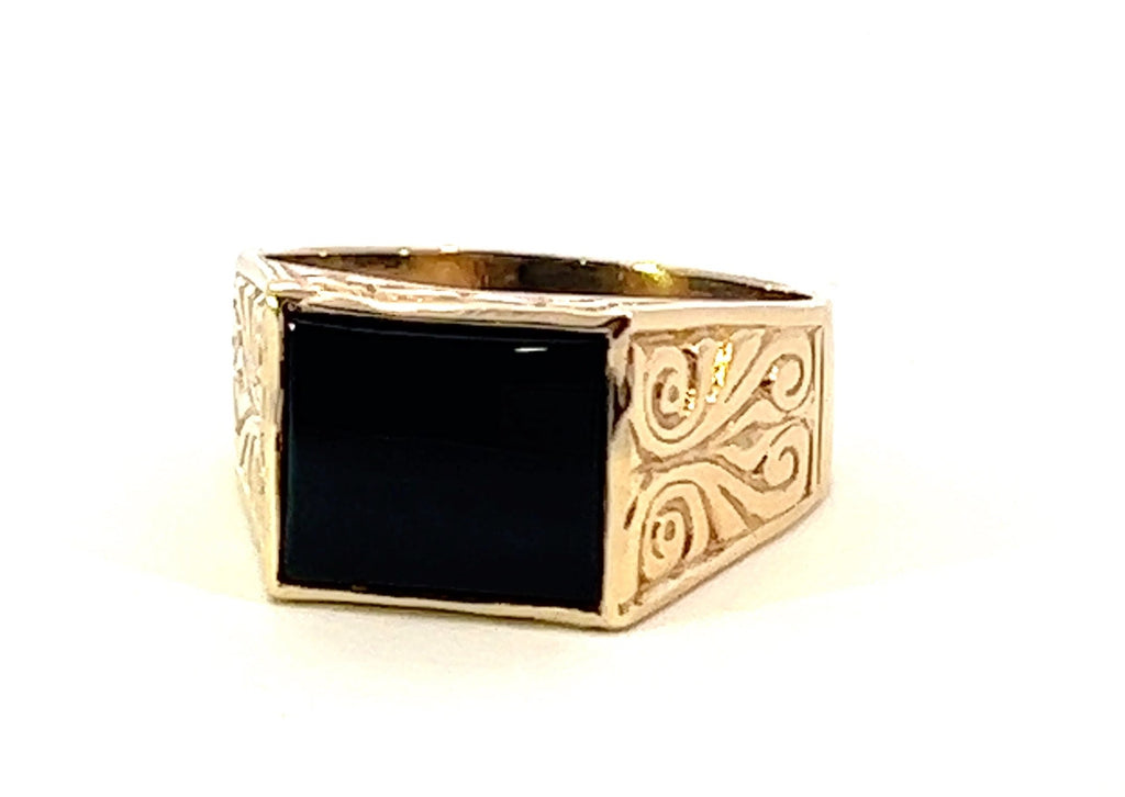 Onyx Yellow Gold Ring with Scroll Engraved Shoulders