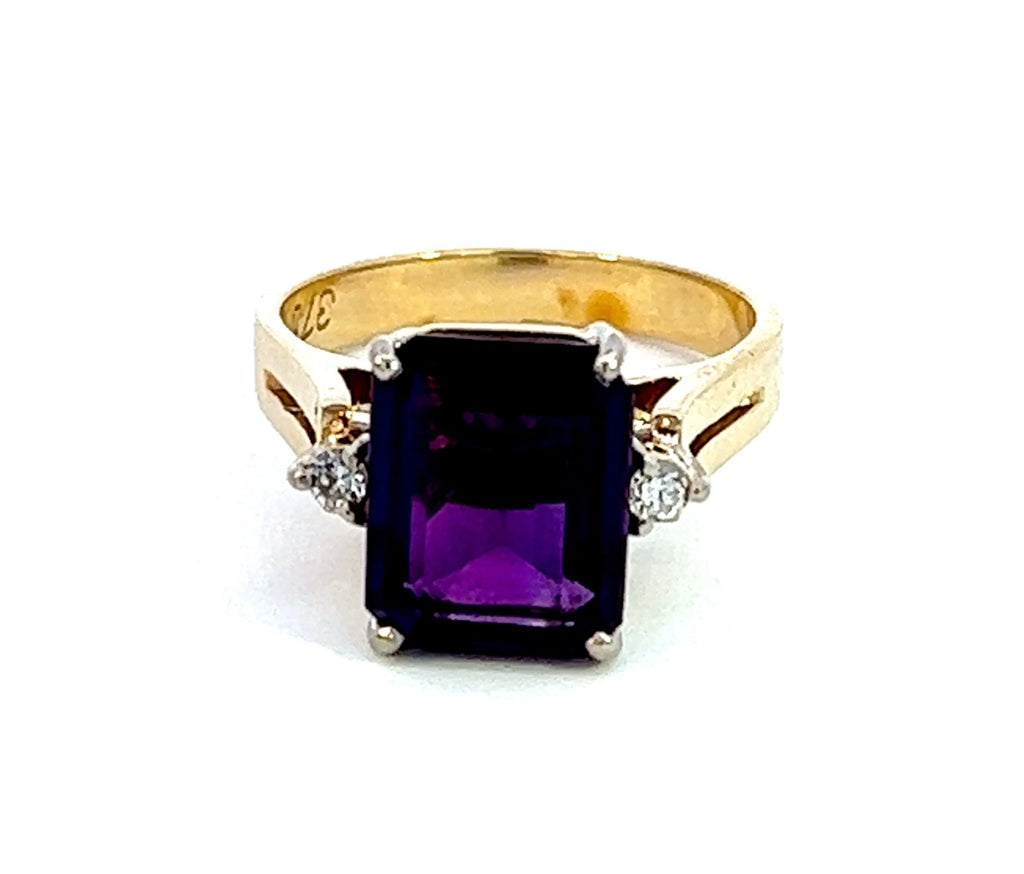 Amethyst & Diamond Yellow Gold Ring