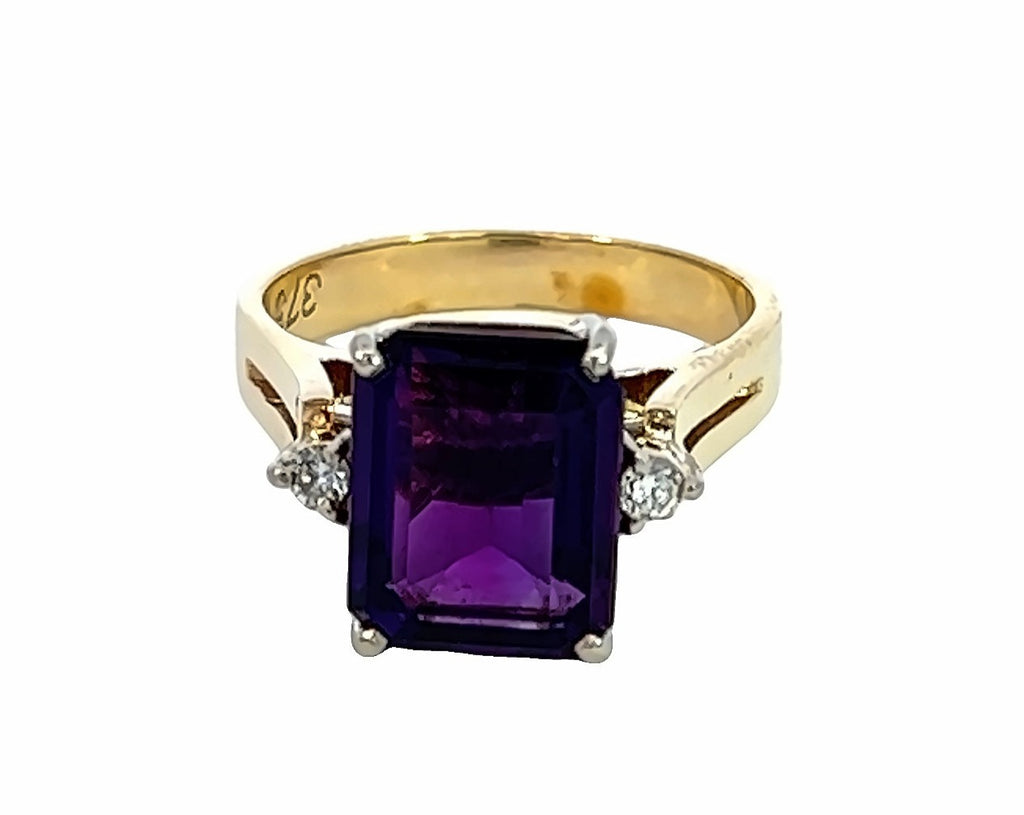 Amethyst & Diamond Yellow Gold Ring