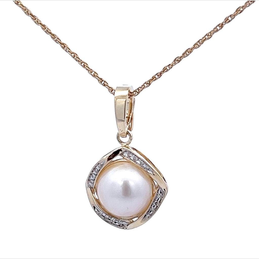 Mabe Pearl & Diamond Yellow Gold Enhancer Pendant