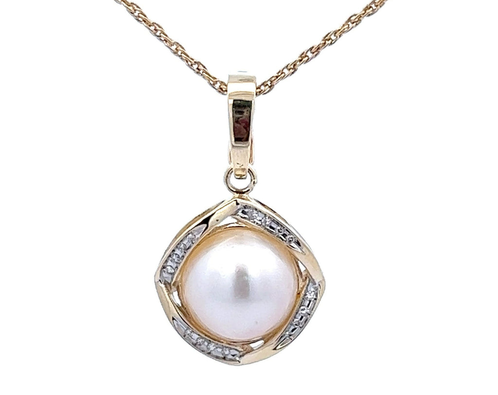 Mabe Pearl & Diamond Yellow Gold Enhancer Pendant