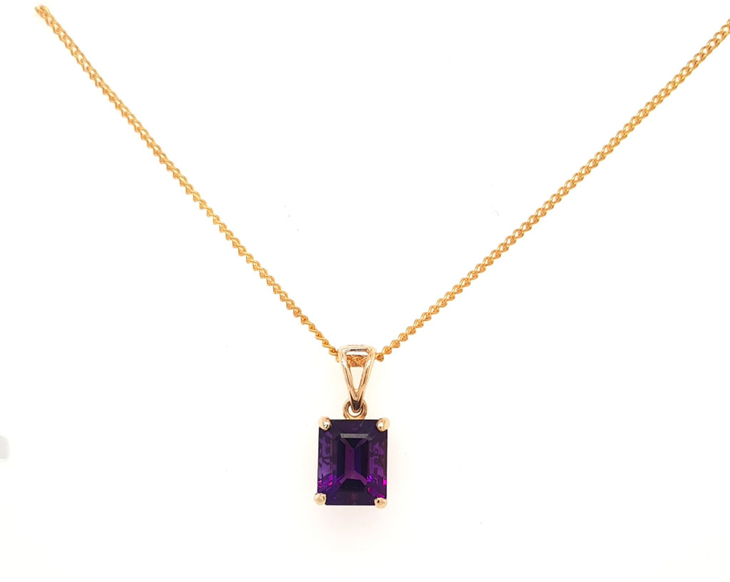 14ct Yellow Gold Step Cut Amethyst Pendant