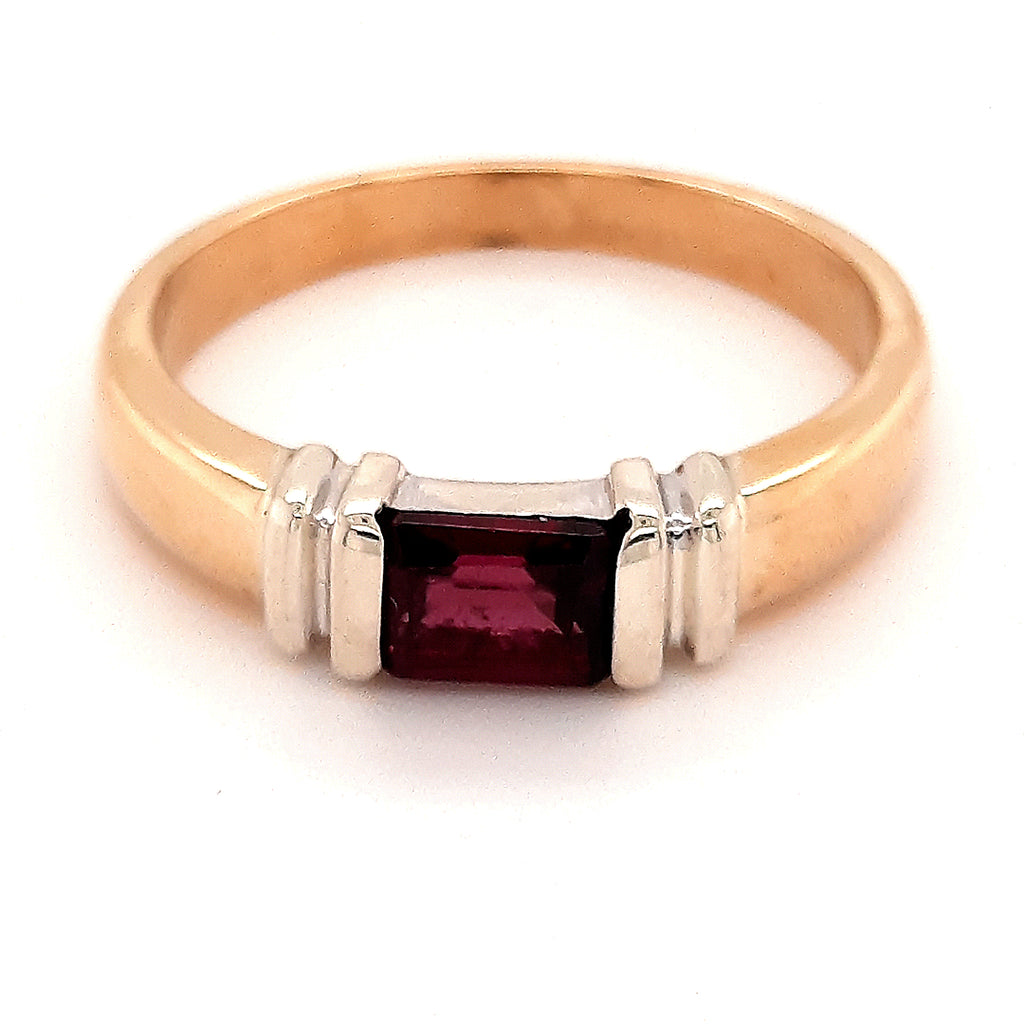 9ct Yellow & White Gold Garnet Ring