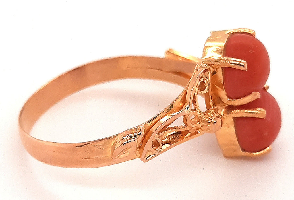 Coral & 9ct Yellow Gold Crossover Style Ring