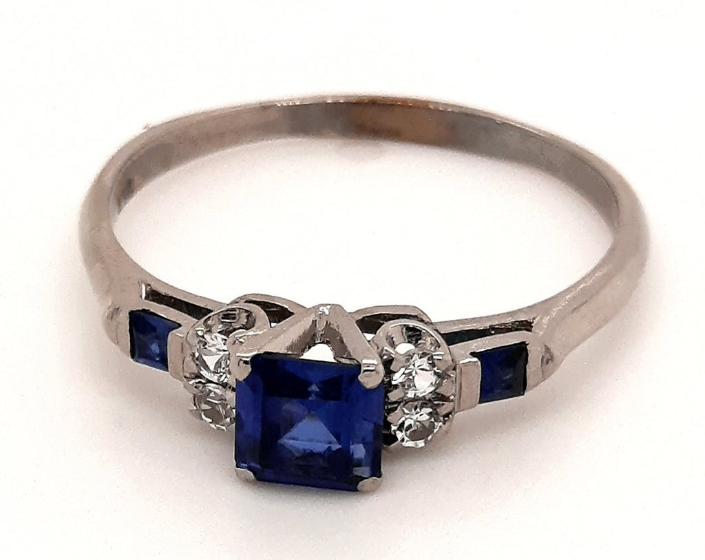 9ct White Gold Synthetic Sapphire & Spinel Ring