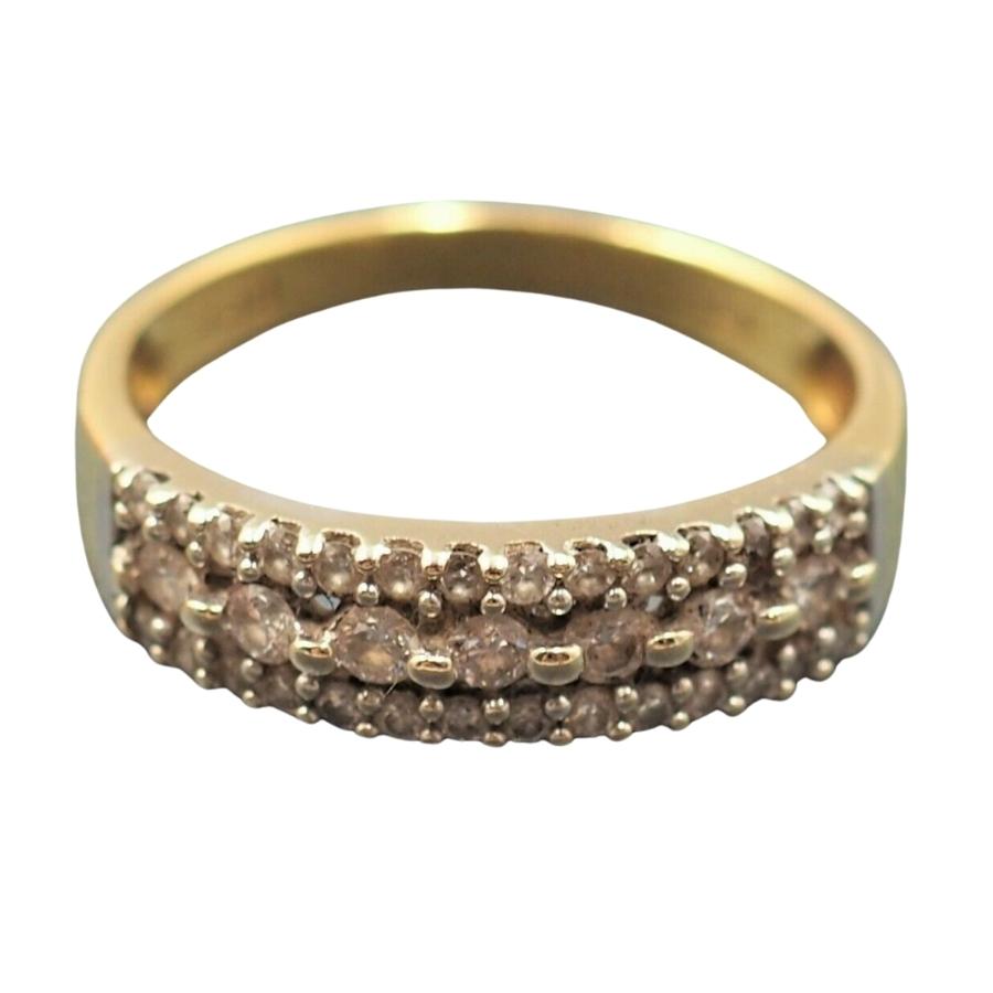 18ct Yellow Gold Diamond Ring