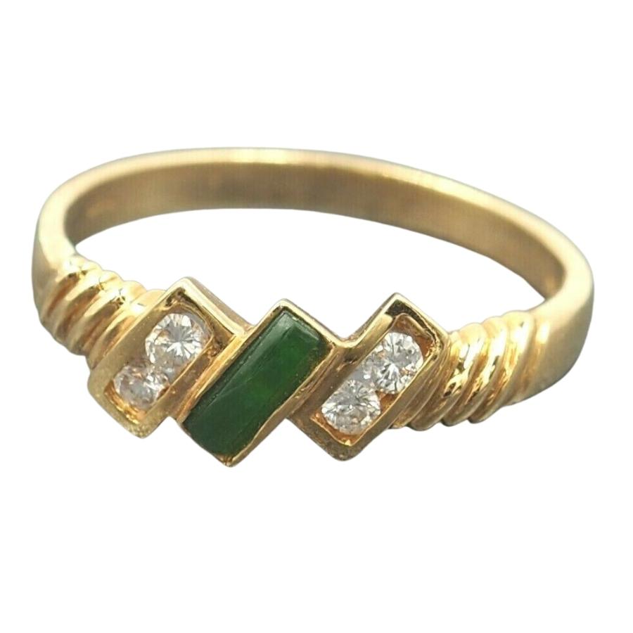 18ct Yellow Gold Nephrite Jade & Diamond Ring