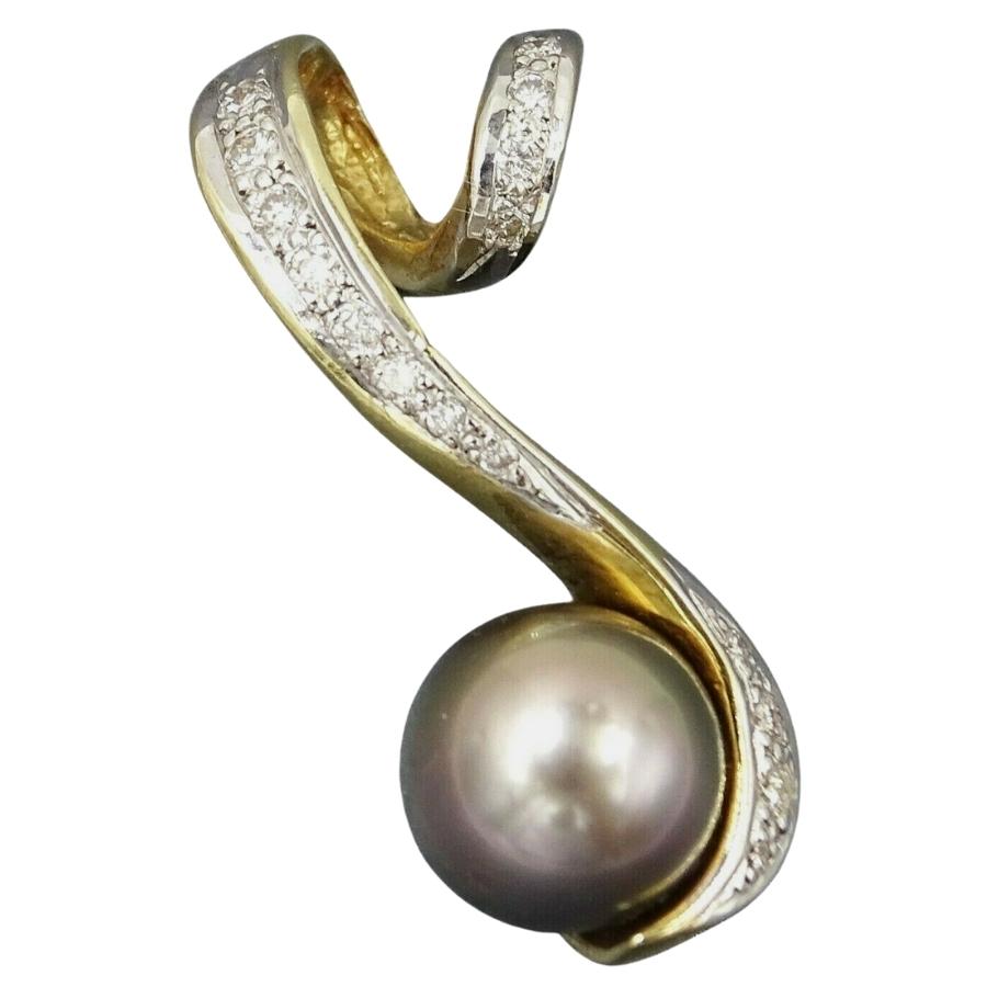 18ct Yellow Gold Black Pearl & Diamond Pendant