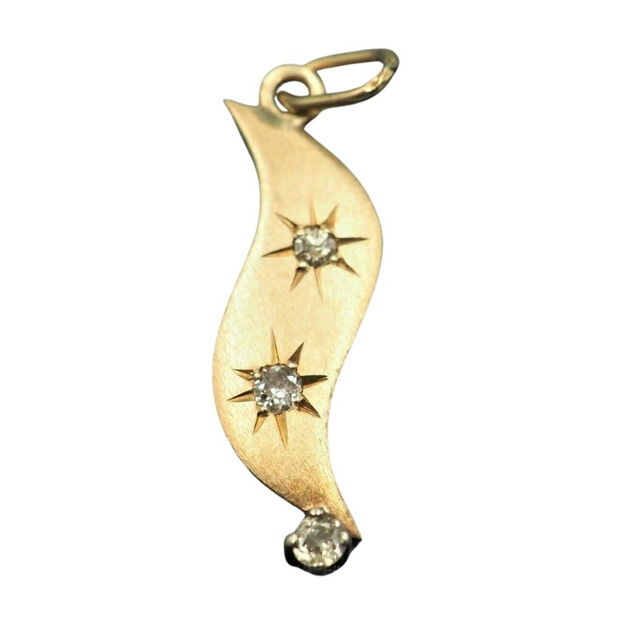 9ct Yellow Gold Diamond Leaf Pendant
