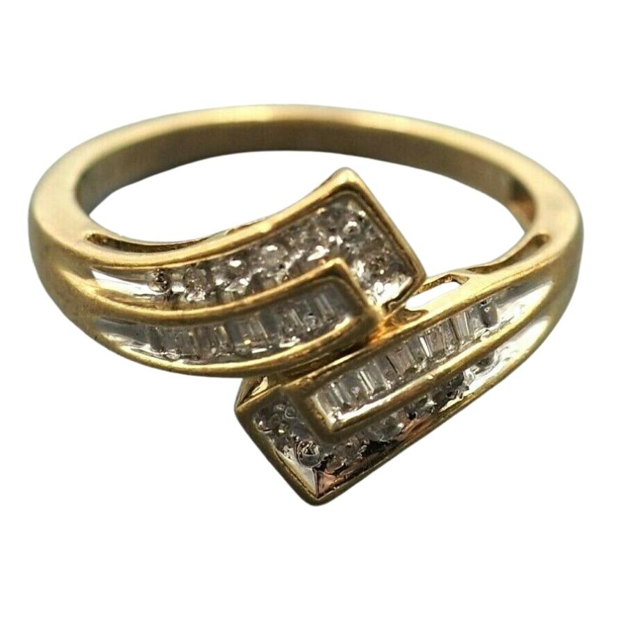 9ct Yellow Gold Diamond Ring